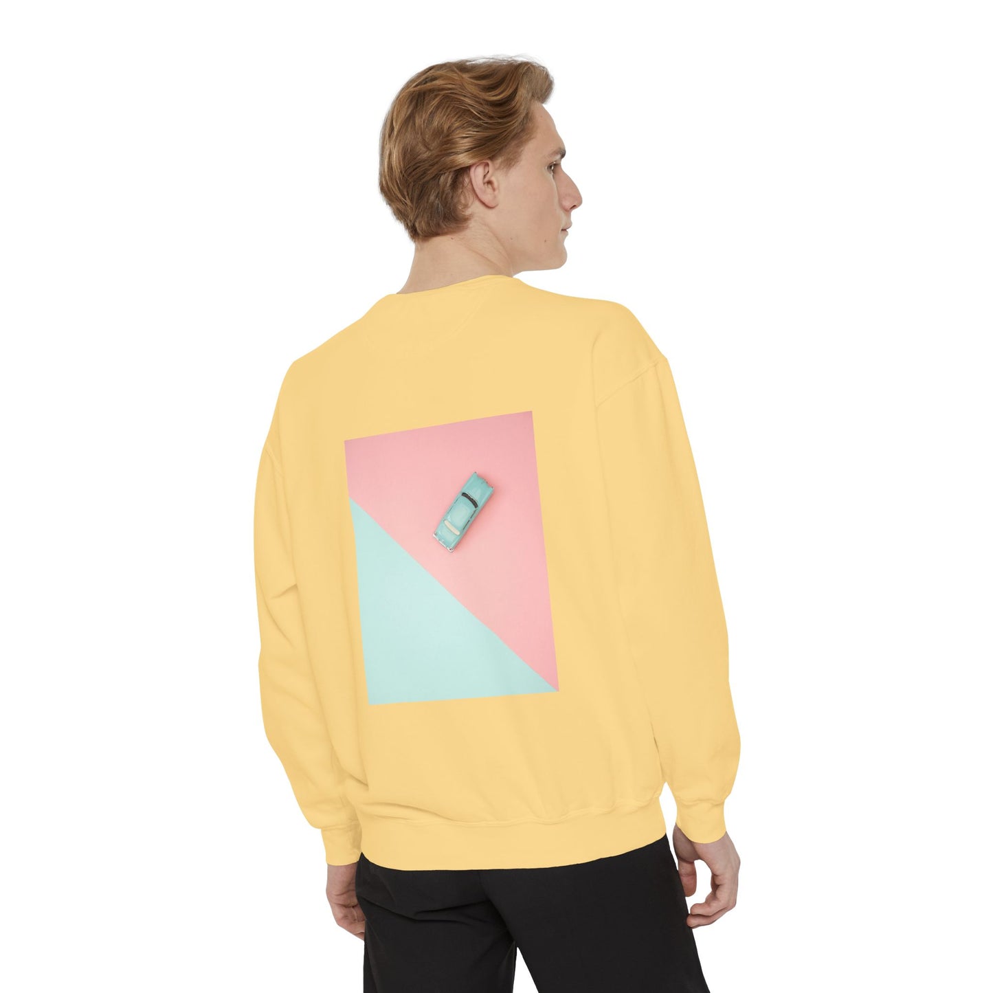 Garment-Dyed Sweatshirt Retro Car Design - Casual Outings & Gifting