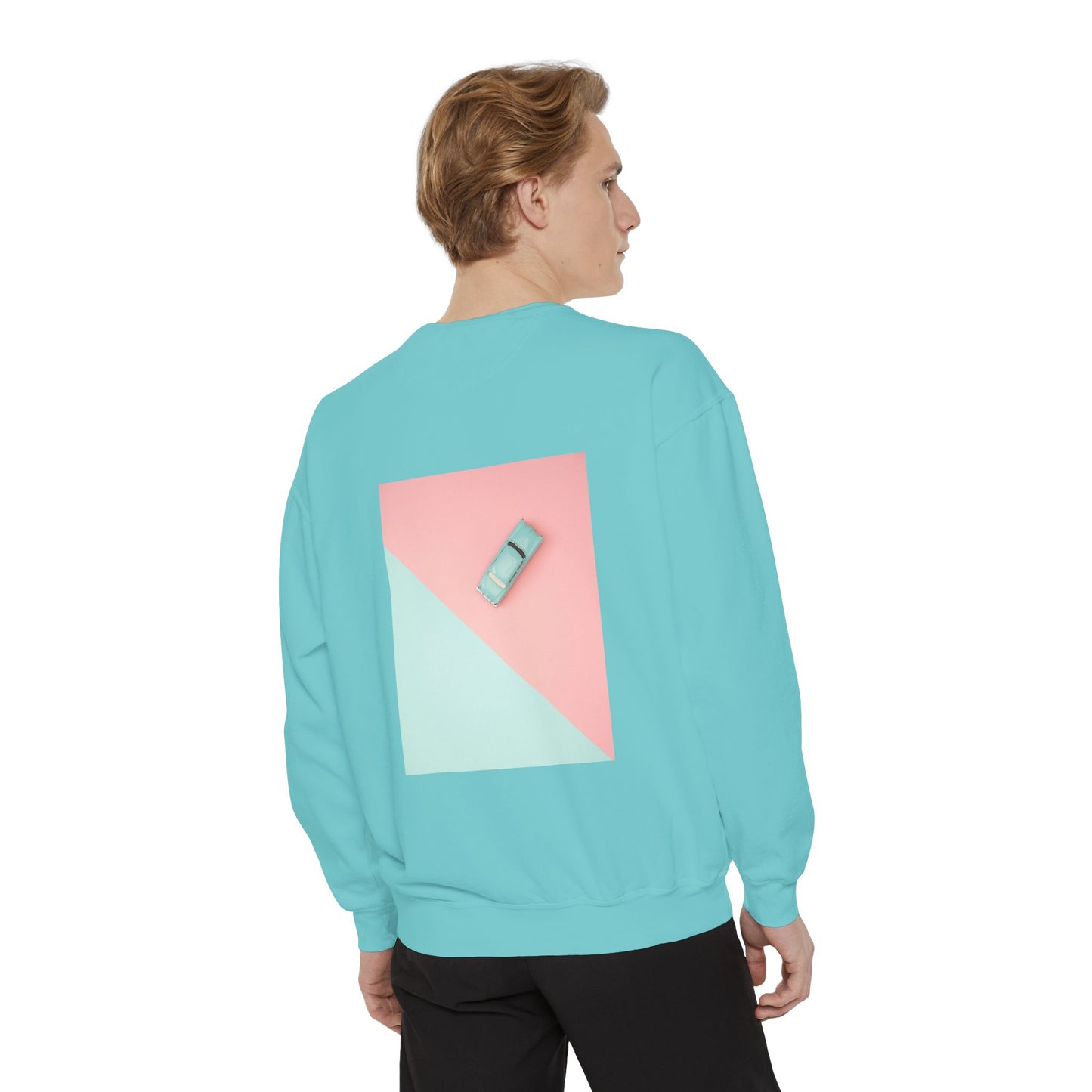 Garment-Dyed Sweatshirt Retro Car Design - Casual Outings & Gifting