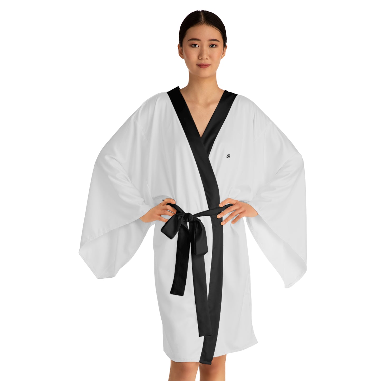 Elegant White Long Sleeve Kimono Robe for Relaxation and Self-Care