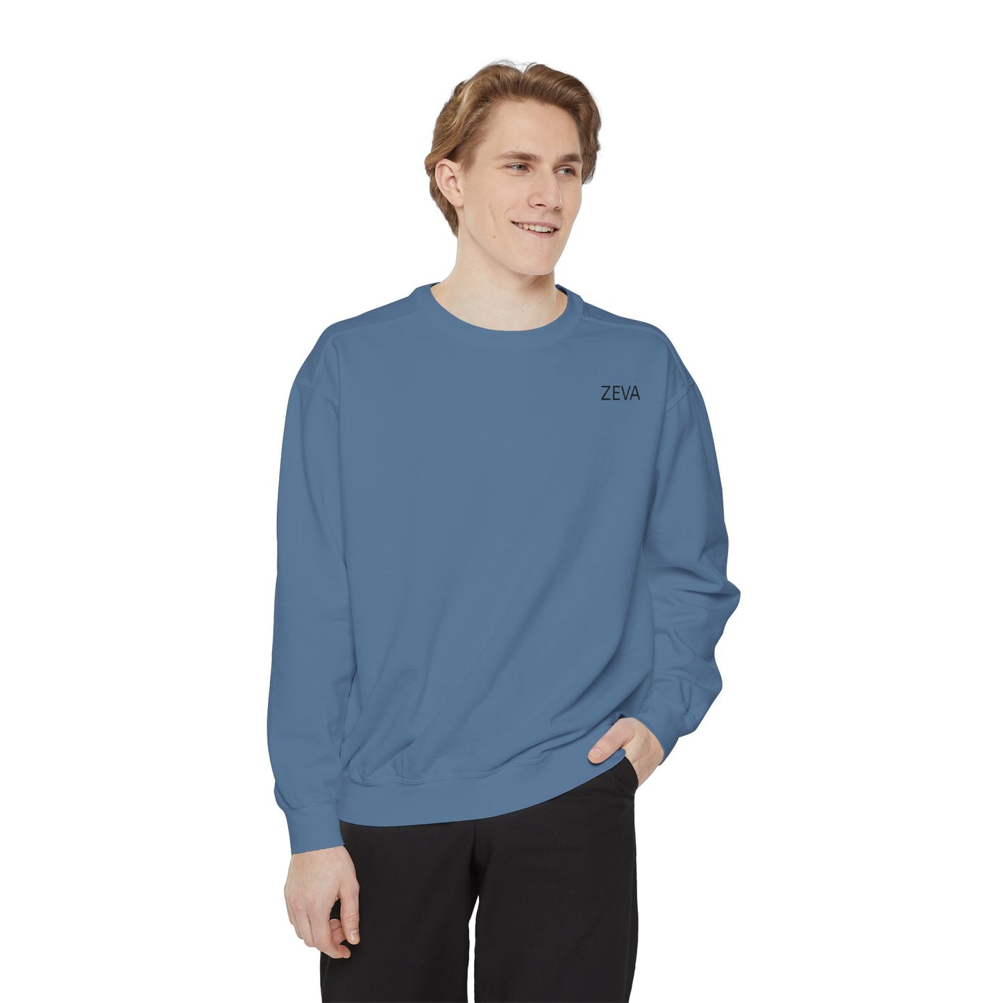 Garment-Dyed Sweatshirt Retro Car Design - Casual Outings & Gifting