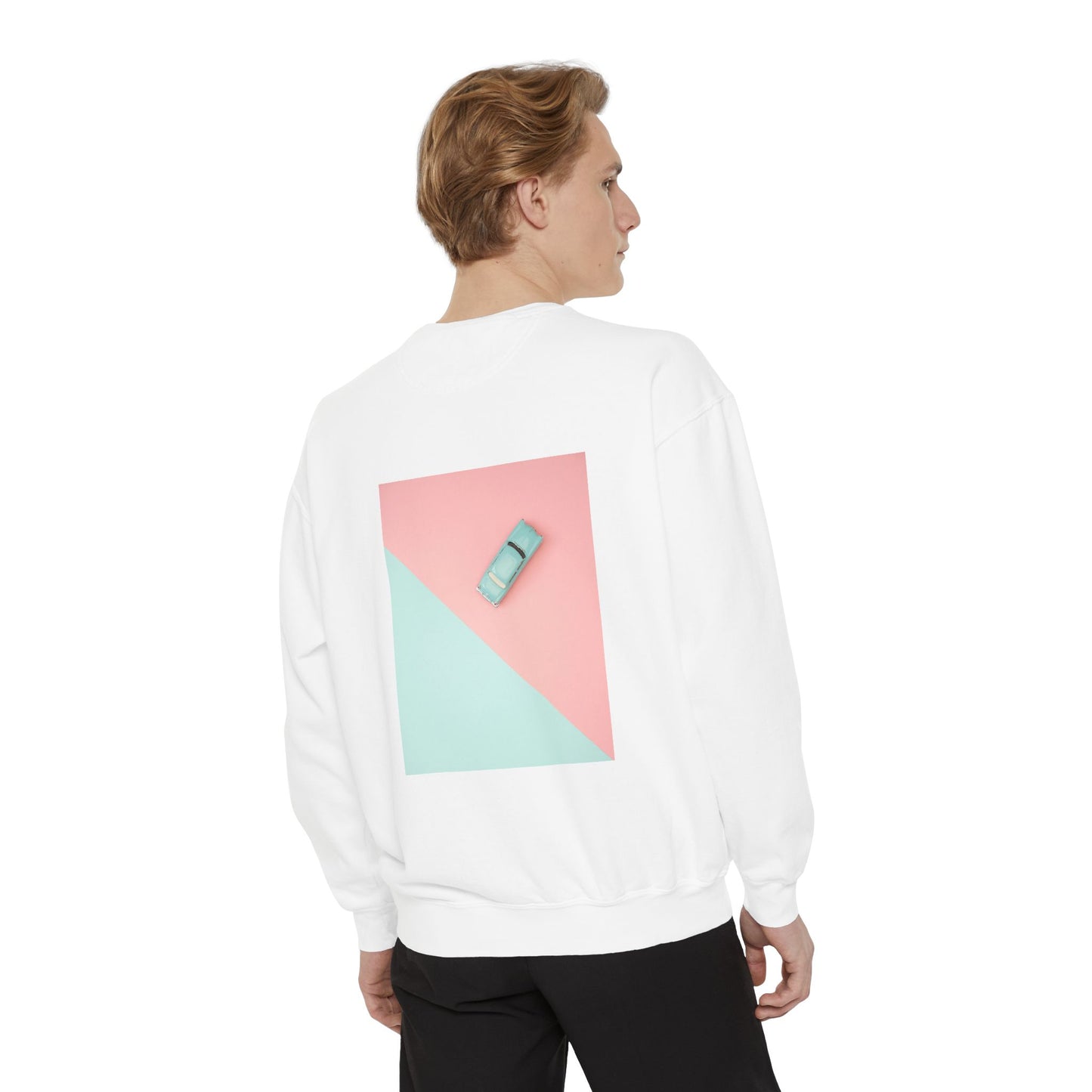 Garment-Dyed Sweatshirt Retro Car Design - Casual Outings & Gifting