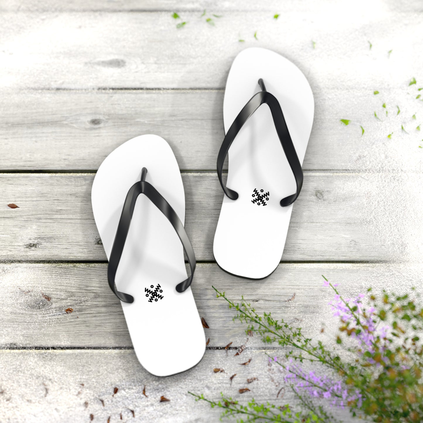 Customizable Summer Flip Flops - Beach Ready Footwear for Sunny Days