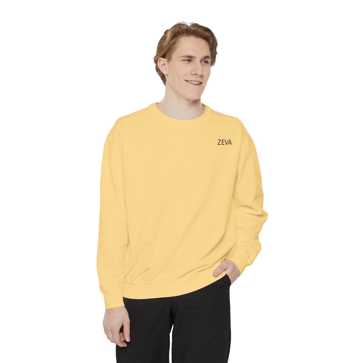 Garment-Dyed Sweatshirt Retro Car Design - Casual Outings & Gifting