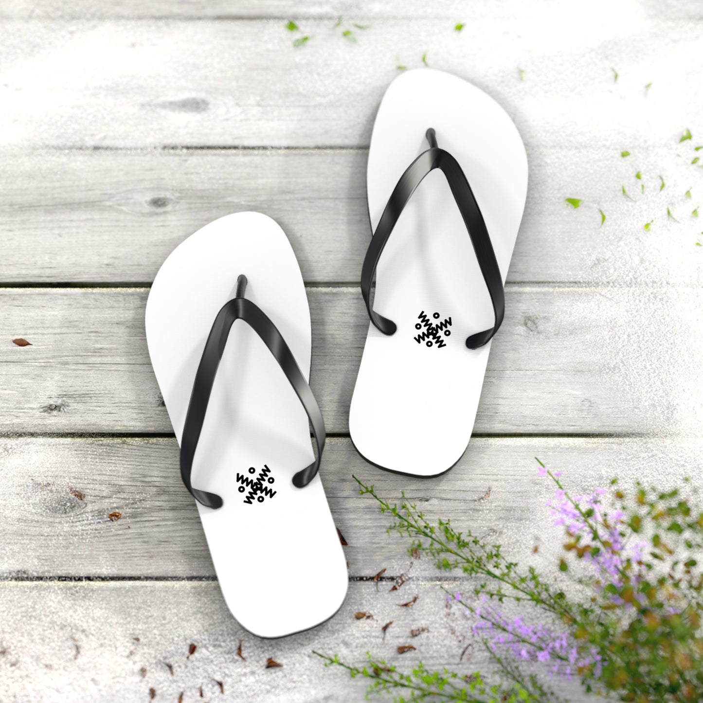 Customizable Summer Flip Flops - Beach Ready Footwear for Sunny Days