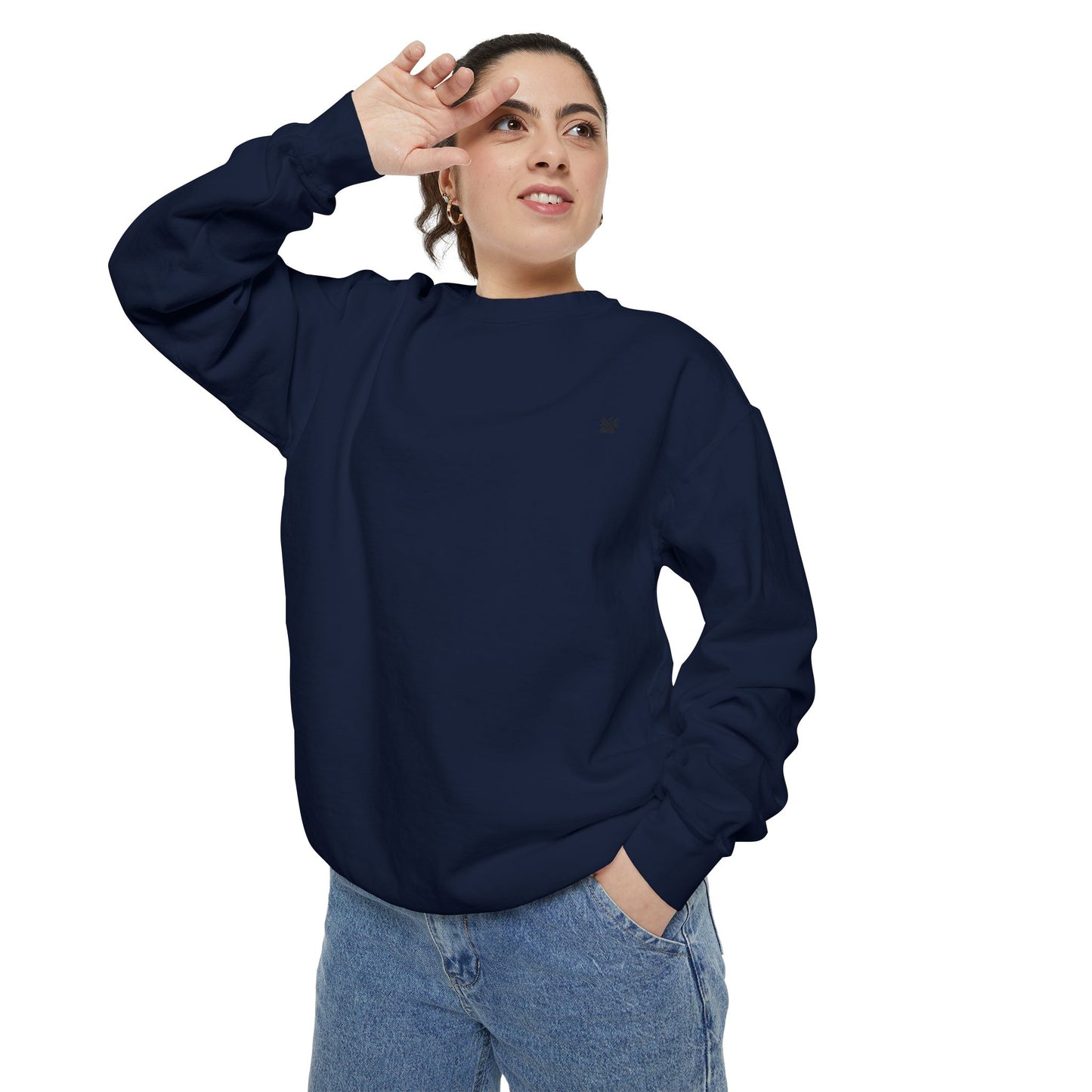 Cozy Garment-Dyed Sweatshirt - Perfect for Casual Wear